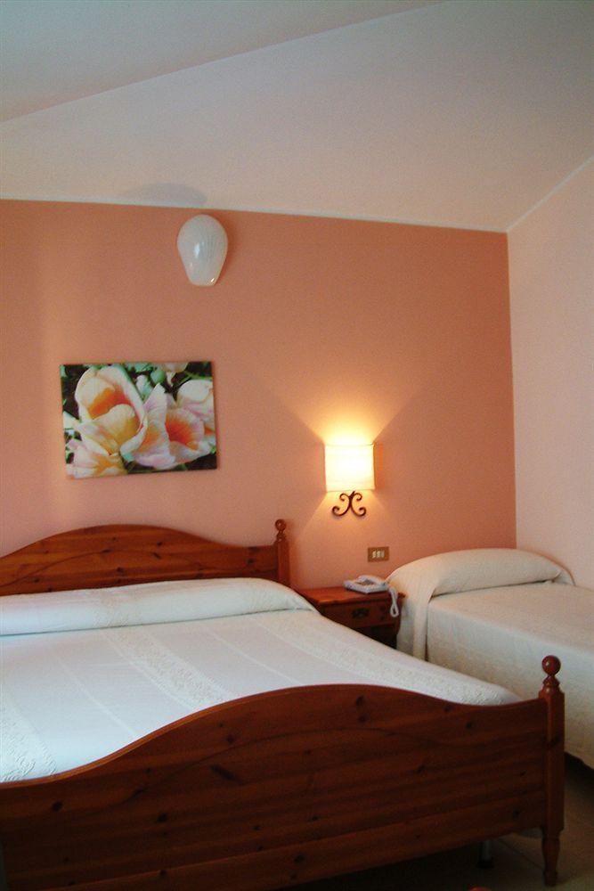 Hotel Stella Marina San Teodoro  Esterno foto