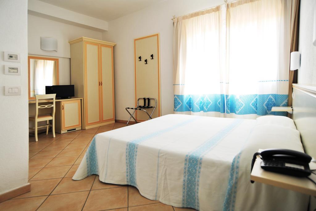 Hotel Stella Marina San Teodoro  Esterno foto