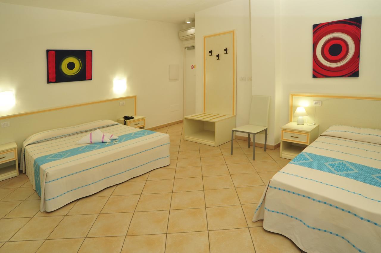 Hotel Stella Marina San Teodoro  Esterno foto